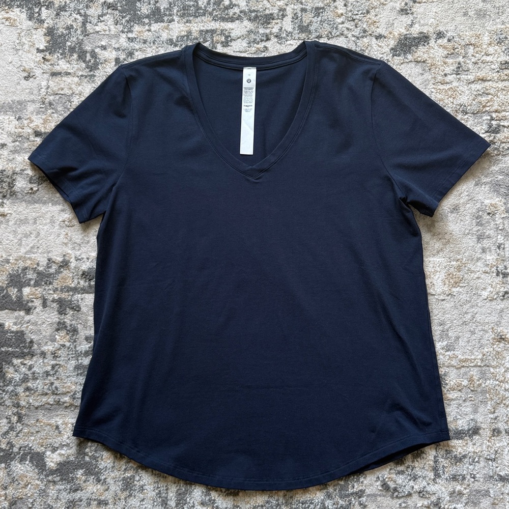 NWOT Lululemon Love V-Neck Shirt - Navy - Picture 3 of 6